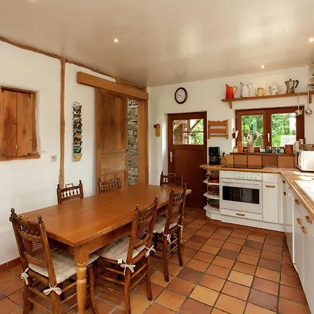 Vakantiehuis Heritage In Roumont, Cleaning Included *